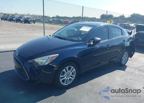 2018 Toyota Yaris Ia z USA, uszkodzony, nr VIN 3MYDLBYV0JY303616